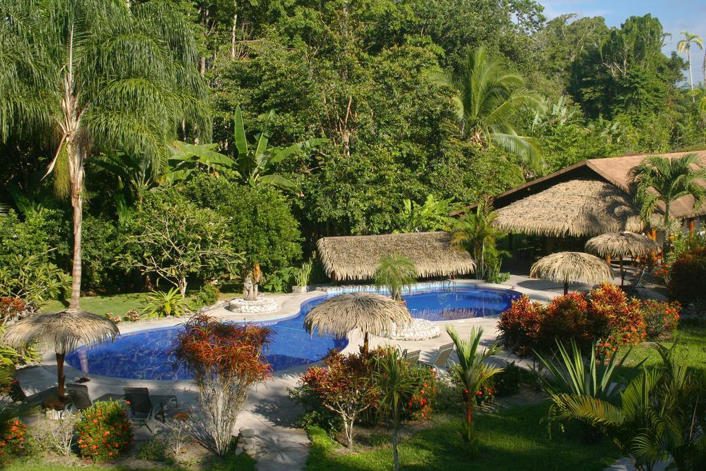 Hotel Suizo Loco Lodge & Resort Cahuita Exterior photo