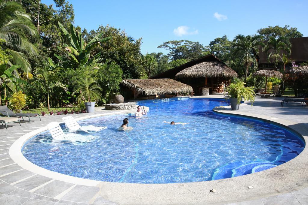 Hotel Suizo Loco Lodge & Resort Cahuita Exterior photo